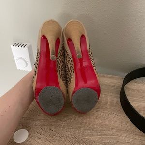 AUTHENTIC louboutin heels